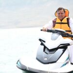 टिहरी झील में रोमांच के सफर पर निकले सीएम धामी, जेट स्की और बोटिंग का लिया आनंद…